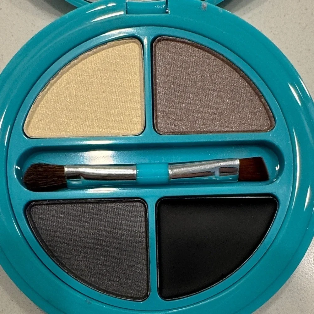Carmindy & Co epic eyeshadow quad